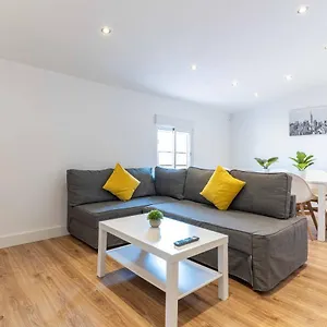 Reial 4 Apartamento